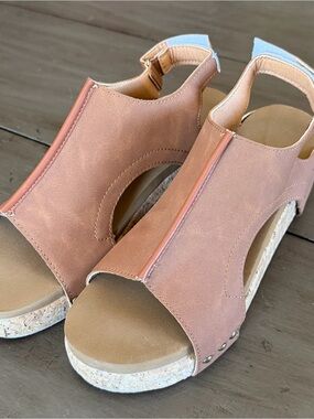 Women’s Tan Cork Wedge Slingback‎ Sandals